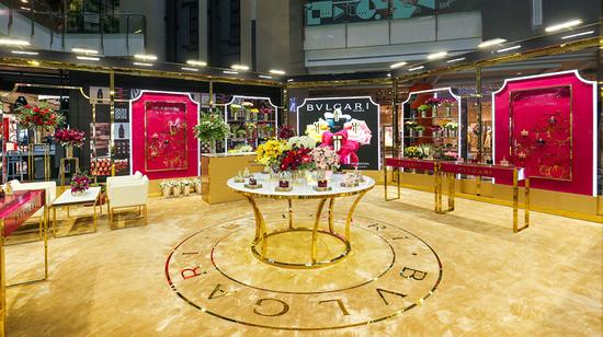 BVLGARI SPLENDIDA宝格丽花神系列限时主题店内景