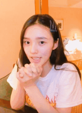 林允小红书
