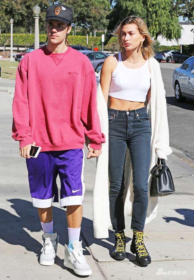 Justin Bieber与Hailey Baldwin 