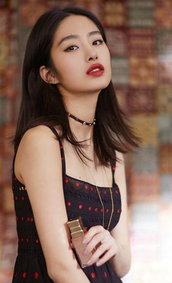 DIOR迪奥香氛世家大使 杨采钰