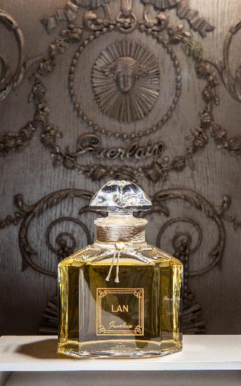 带有杨澜专属印记的香氛杰作——法国娇兰LAN香水