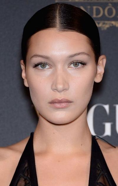 Bella Hadid2017ģ