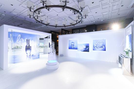 兰蔻‘小黑瓶’十周年空间
