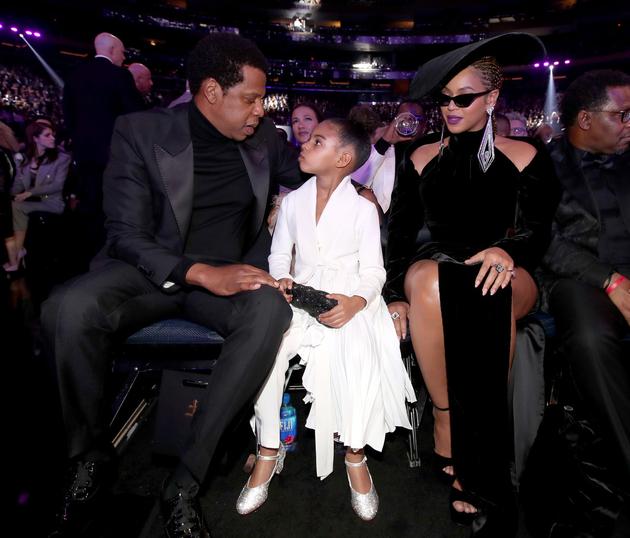 碧昂丝携老公Jay-Z和女儿Blue一同出席格莱美