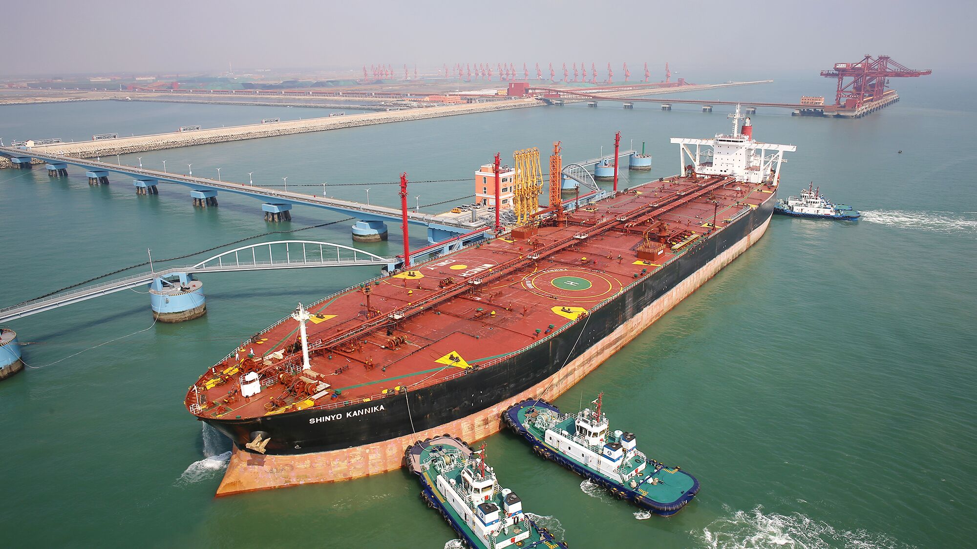 广船国际两大系列12艘MR油船项目圆满收官