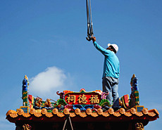 台湾屏东真奇妙 工厂批量产寺庙