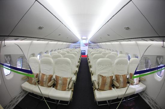 内舱照片抢“鲜”看