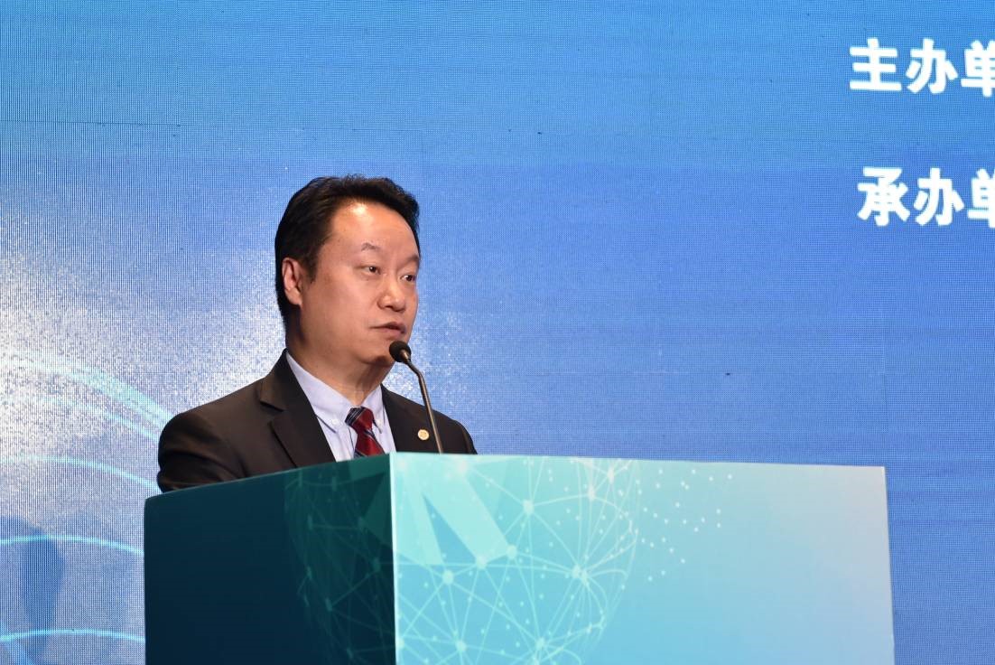 新湖董事长_茂名新湖公园图片(2)