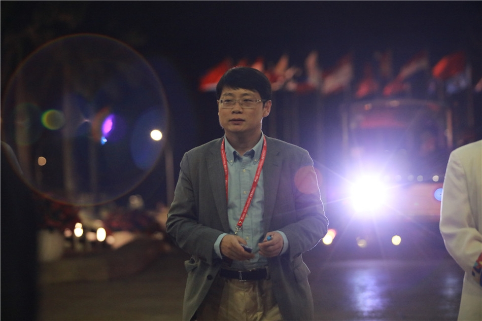 4月9日，由新浪财经、正和岛联合主办的2018博鳌新浪财经之夜·正和岛夜话在海南举行，主题为：新时代，分享中国新机遇。