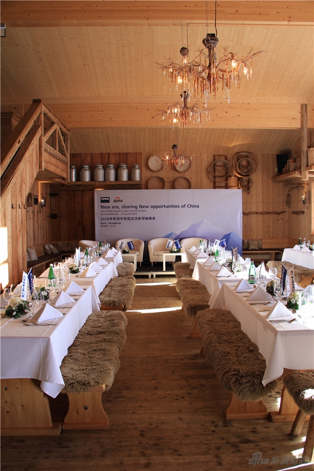 临近中午，天气开始放晴。