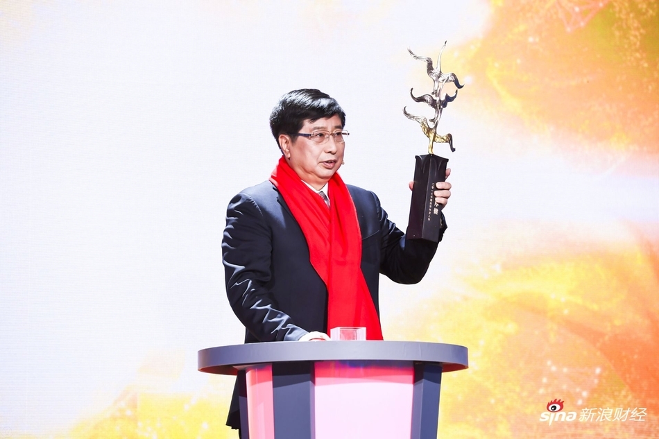 2018经济年度人物_...—蒋锡培当选\