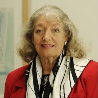 Hazel Henderson 英国皇家艺术、制造及商业学会会员(FRSA)