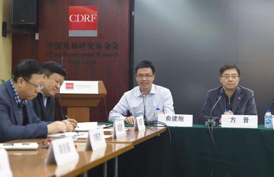 私人黑彩是什么意思-农民朋友,千万别着急卖粮——再过一个月,玉米价格将大幅度上涨