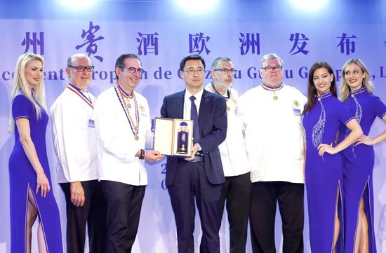 洋河多款新品在欧洲上市，张联东强调海外经销商要坚定“三个信心”