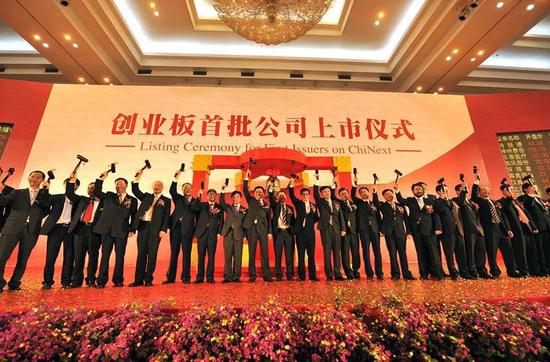 df888下载专区-李付春|爱你眼前这份工作/广州日报