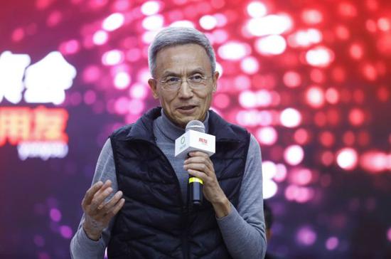 ▲许小年 | 中国企业家俱乐部顾问、中欧国际工商学院经济学与金融学教授