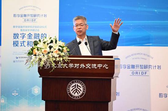 北京大学数字金融研究中心主任 黄益平