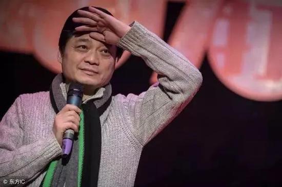 他先是发了这么一条微博&mdash;&mdash;