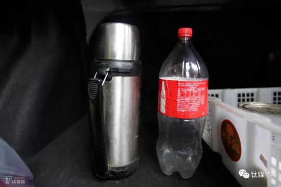 风暴中的网约车司机:怨言中挣钱 只能越来越依