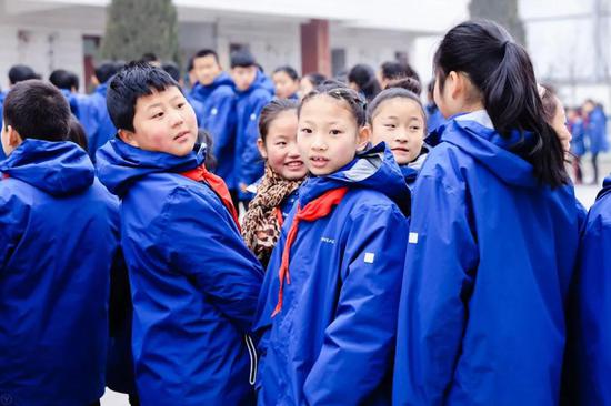 潘集寨学校的孩子们