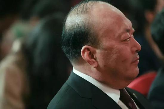 ��ʨ�������޹�˾���³����Ԫ