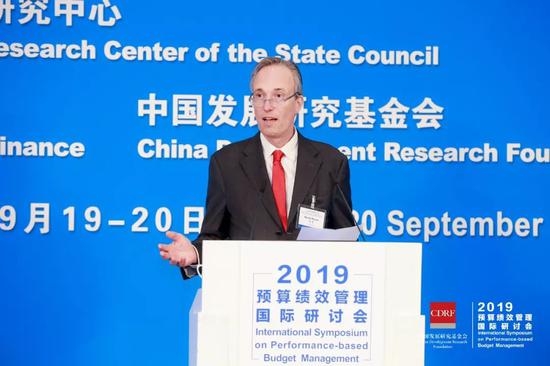 芮泽 世界银行中国、蒙古和韩国局局长