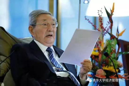 红运国际娱乐网址-想要保暖又显大长腿,那你一定不能少了过膝长靴,如何搭配?