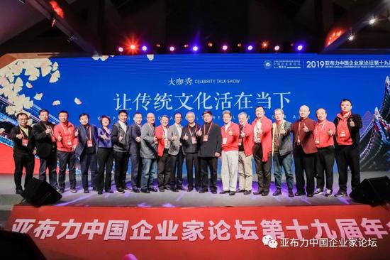 高博亚洲会员登入网址|老照片:1959年的波兰 百废待兴重建中的古城华沙