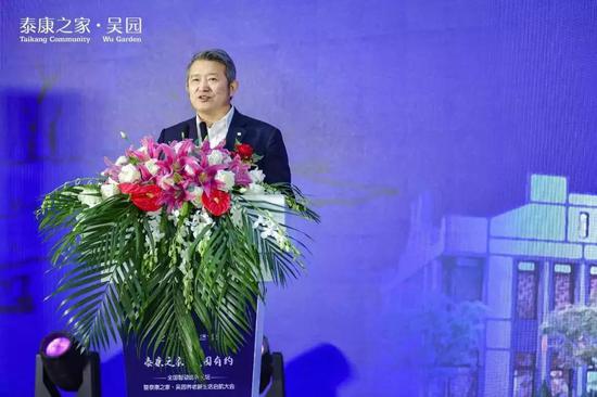 乐透乐博彩论坛旧版,被骂软饭男,10年龙套终成豪门驸马,他说学会坚持人生才有意义