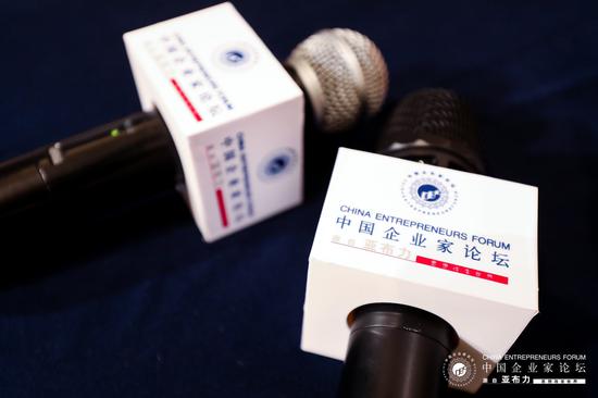 赌场美女发牌·英智库称伦敦半数俄罗斯人是间谍 曾渲染中国威胁