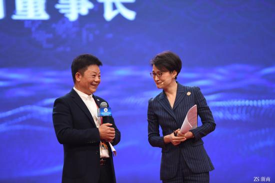鸿云娱乐1.3.20|跨国公司领导人青岛峰会宣传片来了!来认识新时代新动能新山东