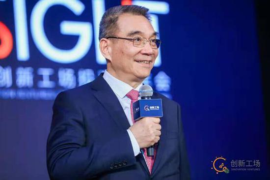 a8彩 孩子刚上一年级,就要鏖战至半夜?看专家咋支招儿