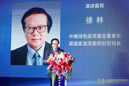 菲彩国际代理注册官方网·鲁东大学南区围墙外人行街道路坑坑洼洼