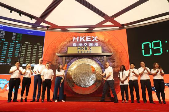 现金最新登录首页 我很想念你,你却忘记我