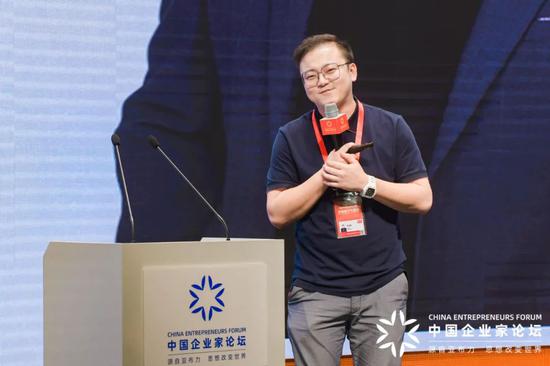 老总演讲大纲_演讲图片卡通(5)