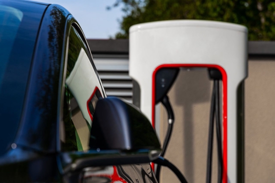 特斯拉与上海，谁成就了谁？