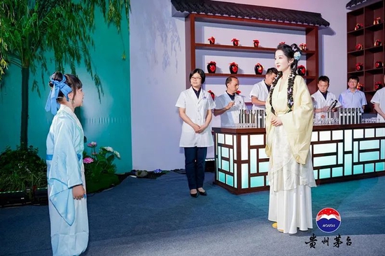 丁雄军:巽风已累计注册用户333.68万人,日活用户超34万人