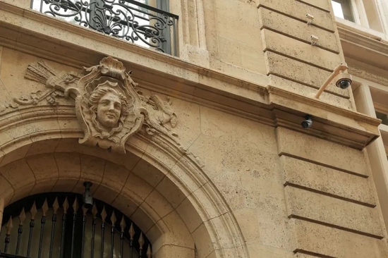 揭秘盖茨的新婚外情：玩桥牌与俄女子有染 遭美国淫魔富豪威胁