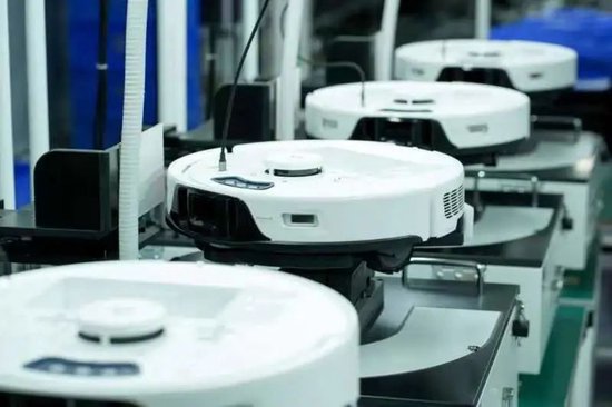 放弃轻资产模式？实探石头科技智造工厂，3个月搭建完成，月产30万台扫地机