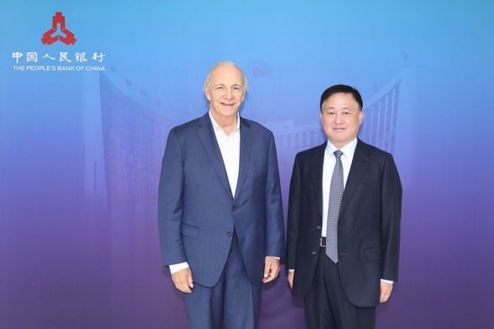 中国人民银行行长潘功胜会见桥水基金创始人瑞·达利欧