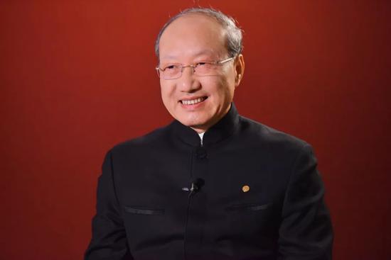 娱乐场加城澳门博彩 - 邓炳强再赴前线,解读香港罪案量激增成因并透露对策