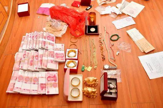 环球人物：海南黑老大敛财25亿 今被判死刑