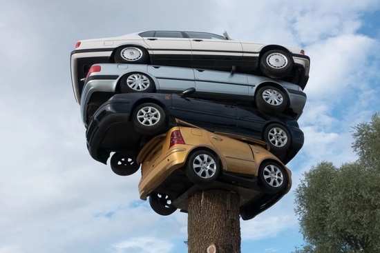 车企价格战，二手车商“中枪”先倒下