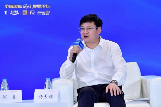 “举杯向未来”：产区、市场、消费、渠道的代表都有哪些好建议