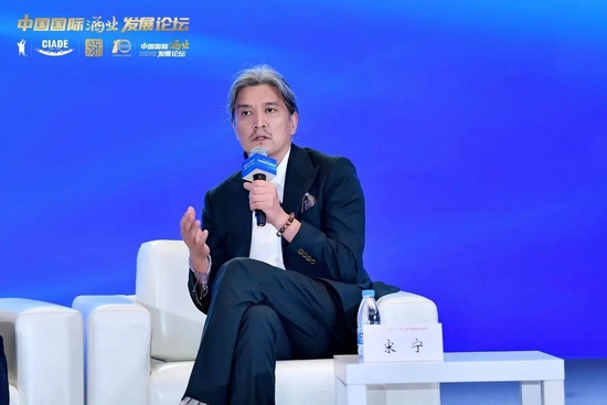 “举杯向未来”：产区、市场、消费、渠道的代表都有哪些好建议