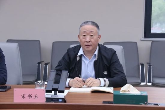 沛华集团、酒仙集团一行到访中国酒业协会