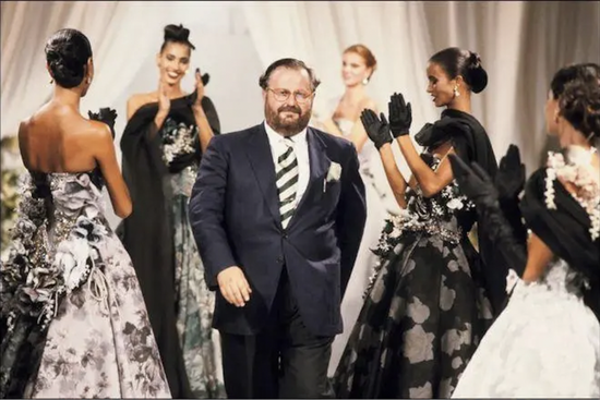 身价1.45万亿，LV背后的天使与“野蛮人”