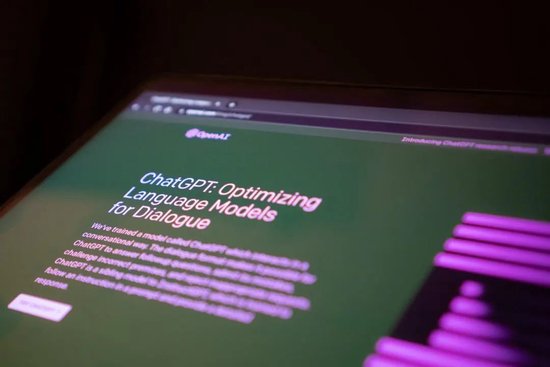 朱啸虎VS傅盛，怼出了大模型创业的两个共识