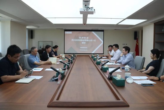 水井坊代理总经理艾恩华一行到访中国酒业协会