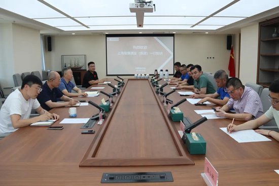 豫园股份副总裁吴毅飞一行到访中国酒业协会